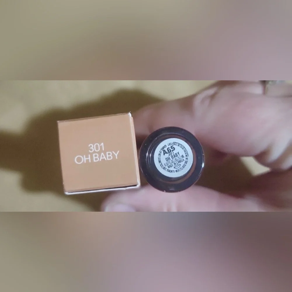 MAC LIPGLASS OH BABY - Picture 6 of 6